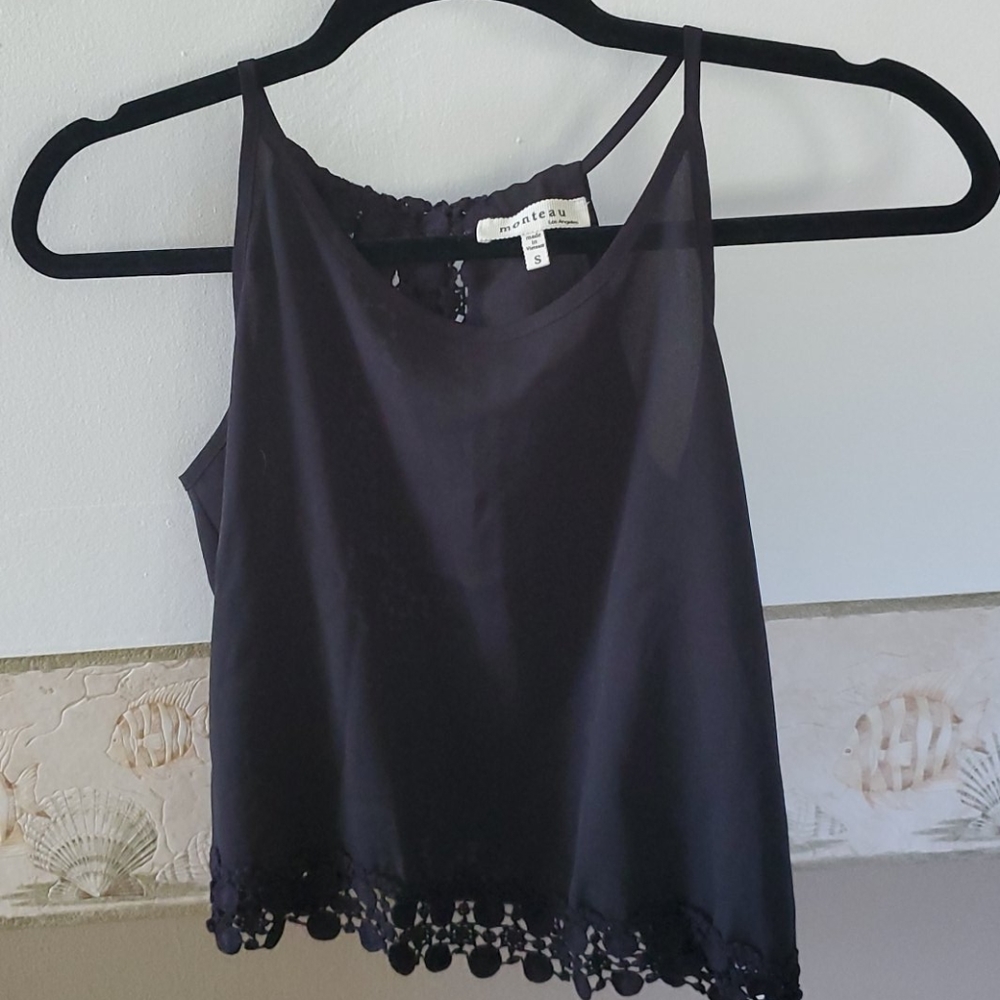 Monteau crop top